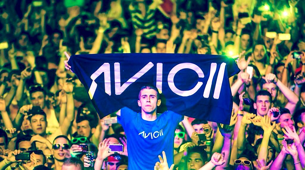 EDMsounds's tweet photo. I miss Avicii so much. https://t.co/TqbyYlgOSo