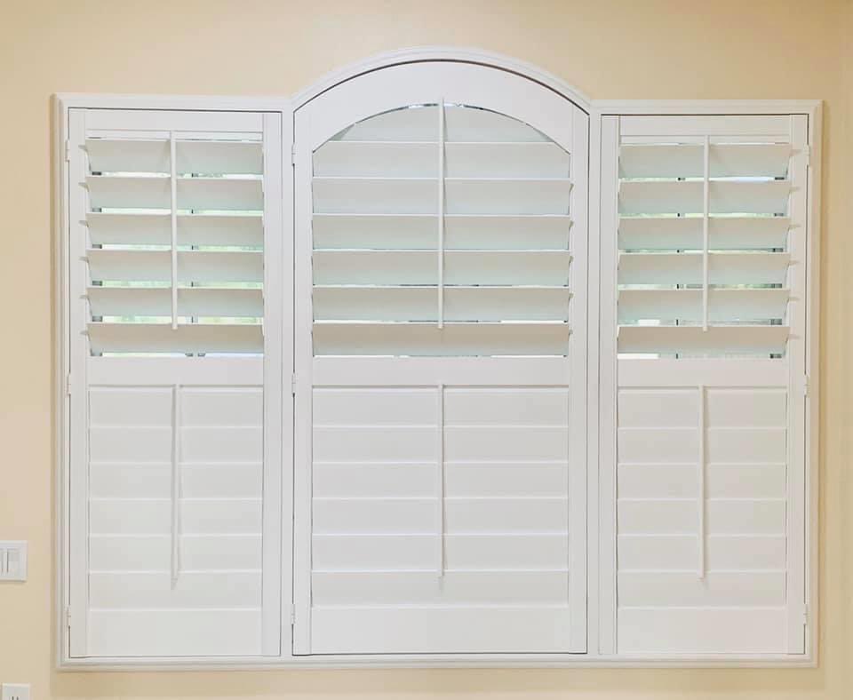 amyarockwood's tweet photo. Rockwood Design Consultants are experts at providing solutions for unique windows.  Look at these gorgeous before and after pictures for arched windows. @RockwoodShutter is #MadeInTheUSA. https://t.co/S16NROYl4E