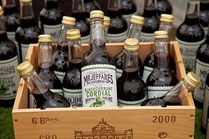 During these unprecedented times we have had a high demand for our products, which is absolutely great and we continue to supply our stockists and process orders from our shop. Thank you to everyone for the support! You can buy online here - mrjeffaresblackcurrants.ie/index.html#Pro…
#supportlocal