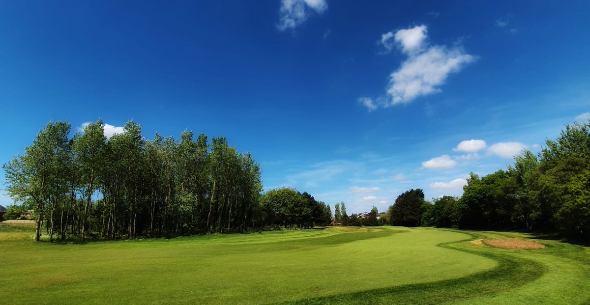HeskethGCGreens's tweet photo. Feeling very lucky being able to work on the course @HeskethGolfClub @BIGGANorthReg #staysafe #andysback ๐ท https://t.co/hzuEegKutP