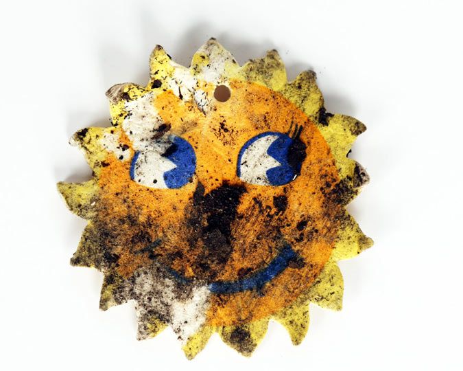 LDN_Museum's tweet photo. Collecting rubbish?! Our @CuratingLondon programme captures, collects & records all aspects of contemporary London. Find out what they were up to pre-lockdown in Finsbury Park and what we can learn about Londoners by looking at their rubbish: https://t.co/u0ytSCxSM7. #CuratingLDN https://t.co/2Iy9masYZt