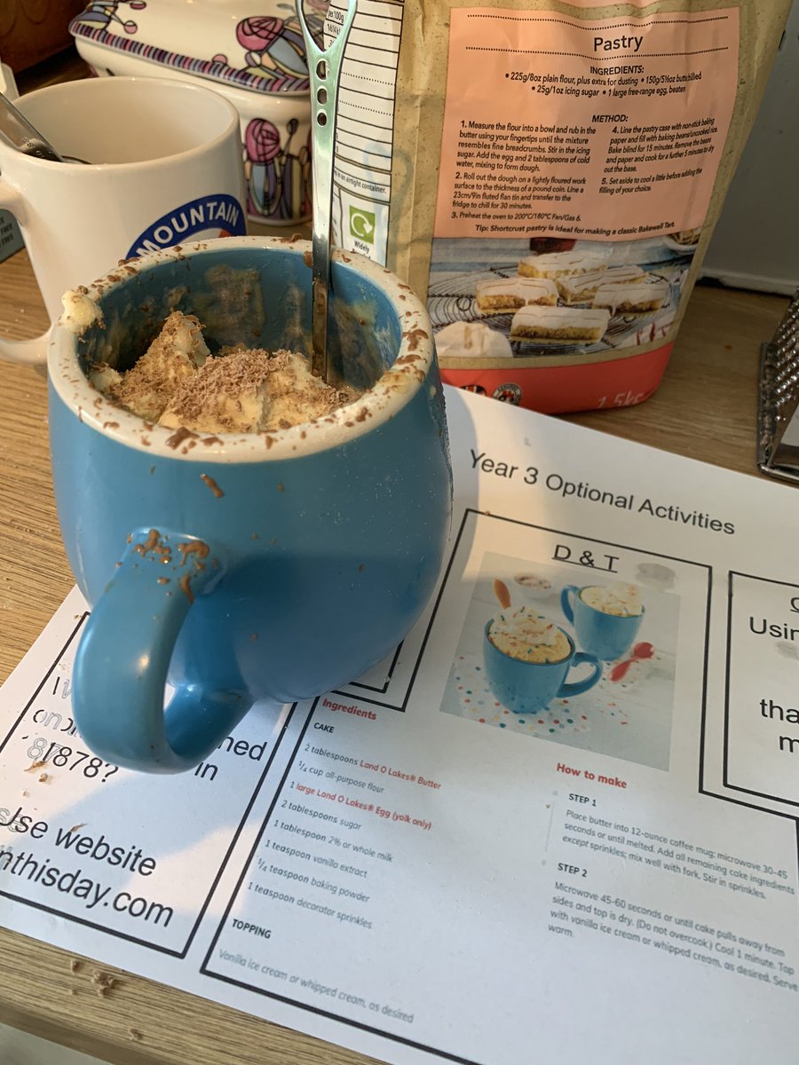 YoungmasterJoff's tweet photo. Marshmallow mug cake baking with ice cream and chocolate sprinkles @Y3Bradway #Yummy #caloriecounting https://t.co/wUFTM5lGlK