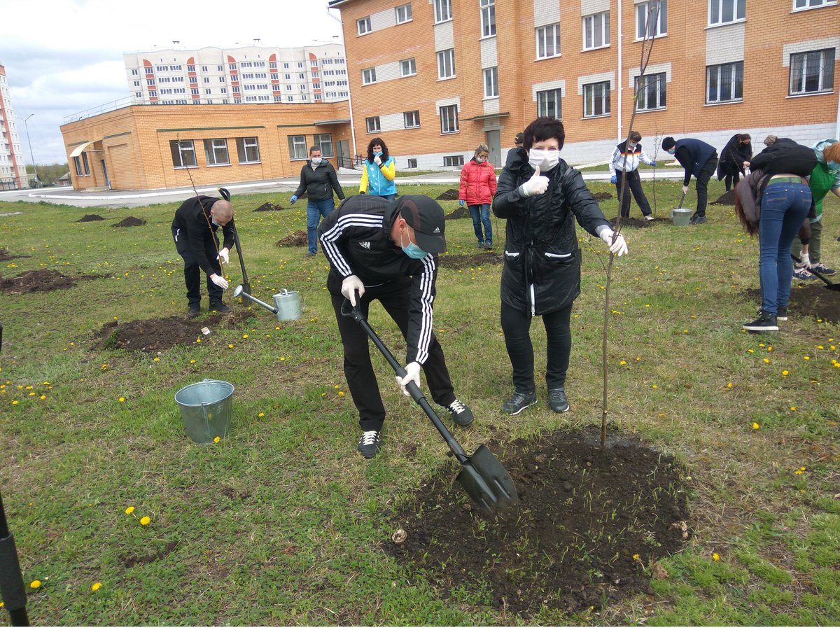 DAAN0905's tweet photo. 5 ��ая, в городе воинской славы Елец, прошла Международная патриотическая акция «Сад Памяти», посвященная 75-летию Победы в Великой Отечественной войне.

#СадПамяти #9Мая #75ЛетПобеды #ГодПамятииСлавы #Победа #ВОВ #ЕлецГородВоинскойСлавы https://t.co/ql4p51WUqW