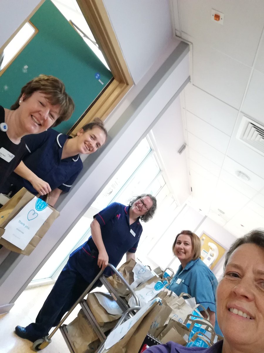 mwrachelcarter's tweet photo. A glimpse of some of our amazing team on #IDM2020 @BWH_NHS @BWC_NHS.... Today we said Thank You, you are appreciated  to our midwives, Midwifery support workers &amp; supporters 🤗 https://t.co/1MA13ArV98