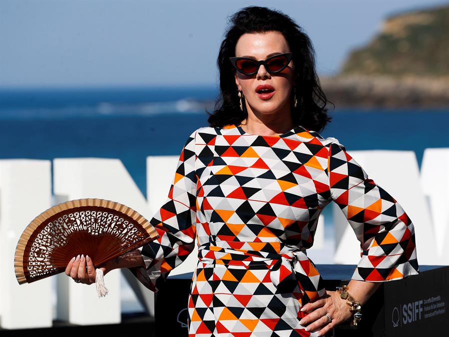 SoyNuevaPrensa's tweet photo. Debi Mazar, recuperada del coronavirus - https://t.co/kFmQzMFkGi
#SoyNuevaPrensa #COVID19 #DebiMazar #MHzCHOICE #Pandemia #TheNightOfTheIguana #Cultura https://t.co/6wWBZIWwJa