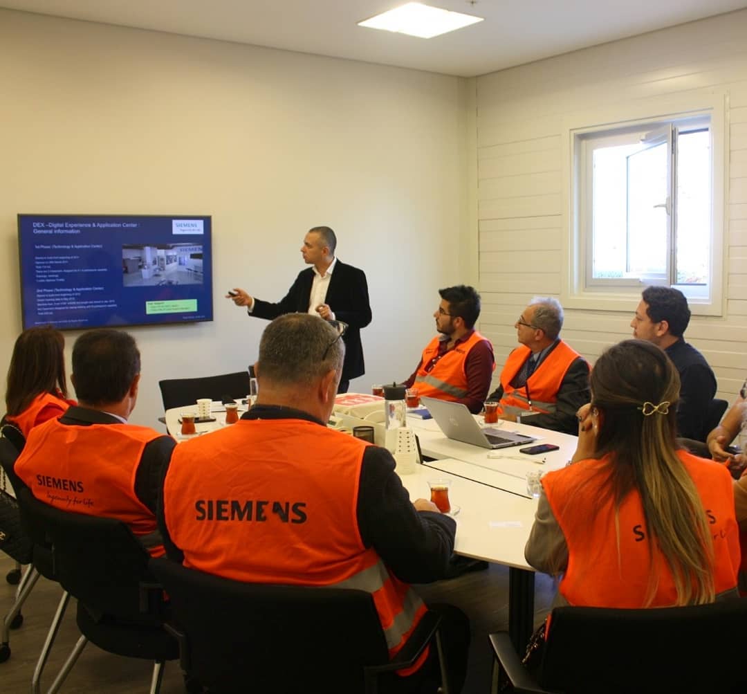 TABİD olarak, Ankara Sanayi 4.0 Projesi kapsamında Siemens'in Gebze'de yer alan fabrikasına bir gezi düzenledik. Endüstri 4.0 ve yalın üretim anlamında örnek alınması gereken bir fabrika olduğunu düşünüyoruz.