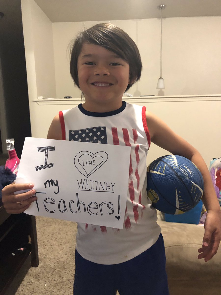 WhitneyElemBSD's tweet photo. Whitney Families—thank you for sharing your kids with us! https://t.co/PXhFznoTCe