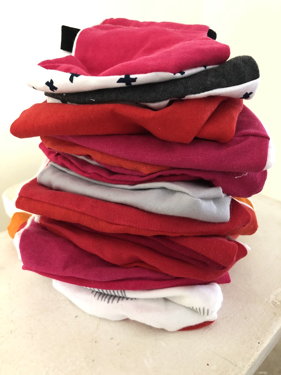 Masks4Many's tweet photo. We got 20 masks making their way to an elderly community in Chicago today! #masks4many https://t.co/Yk1RvAKHPO