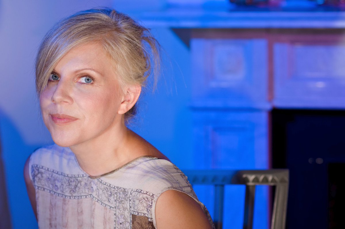 In an absolute dream come true, @TanyaDonelly covers a <a href="/PIXIES/">PIXIES</a> classic! ifitstooloud.com/2020/05/tanya-…