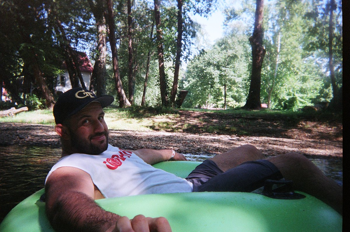 jonathan_tooker's tweet photo. Throwback to river floating. #jonathantooker https://t.co/UIbWrrUN2w