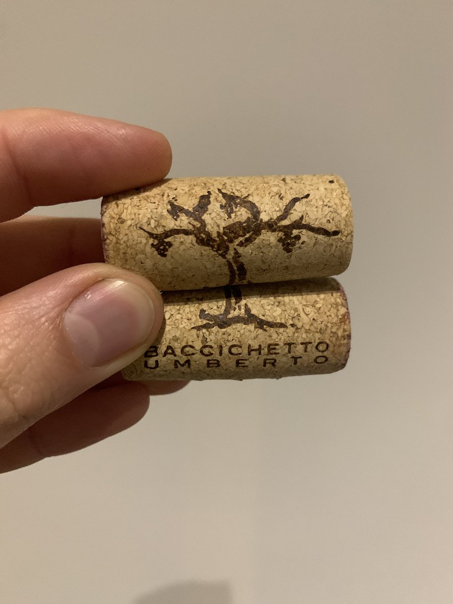 WinetasticCZ's tweet photo. Nám se ty kroky prostě líbí.
#vino #korek https://t.co/tTCE4orZX6