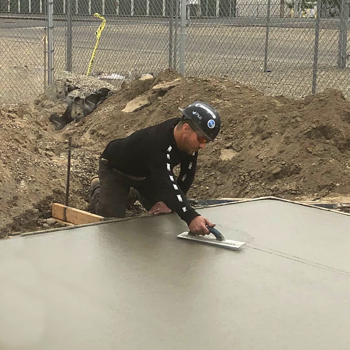 LegacyTowers's tweet photo. He's a smooth operator.... That's our man Dean doing the finish work on some concrete over near Sunnyside. Taking care of business and doing quality work! #LegacyTowers #WeDoItAll #PerfectIsGoodEnough! https://t.co/D9cJEgkEPV