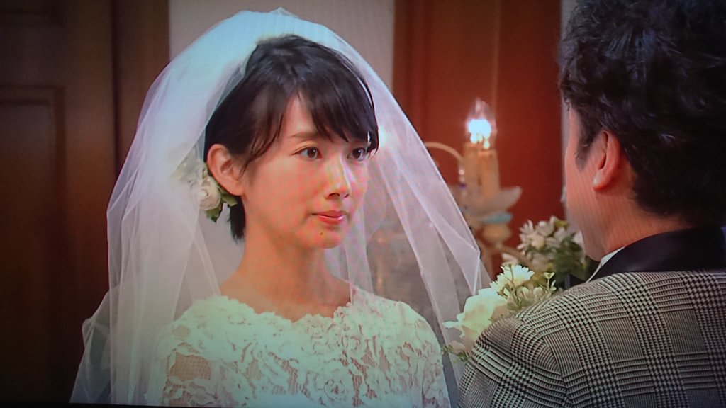 RPmPZ9KEAigAtSt's tweet photo. フォロワー皆さん
(どらみ)正しく正念場😳
(まい)波瑠さんの早くキスわかる💏
良いところだったのに大志さんが乱入して😂
(どらみ)最高なコントじゃないか😁
#波瑠
#LlFE https://t.co/49svi64vaT