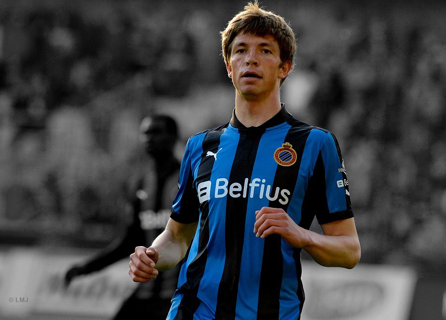 ClubBrugge's tweet photo. Zeven jaar geleden maakte @BMechele44 zijn debuut voor Club. De rest is geschiedenis 💙😍 #OnThisDay https://t.co/8I4AEw0pCn