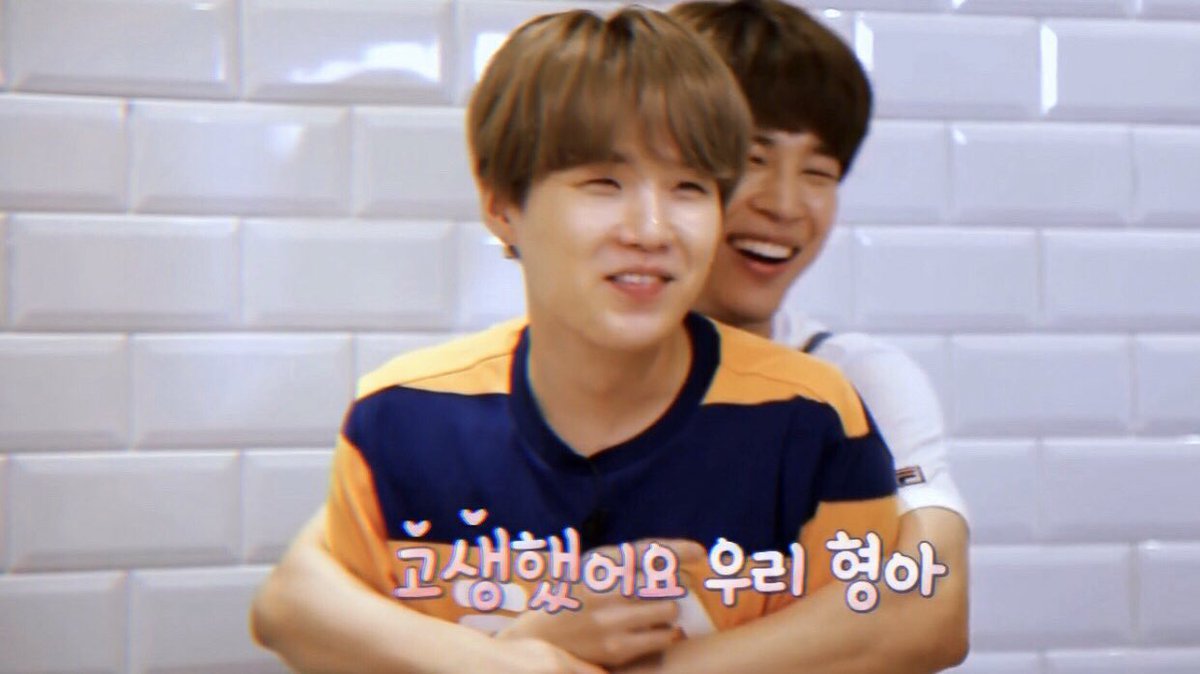 hobitosmile's tweet photo. Yoonmin nation 🤝 taekook nation
      Tener el mejor 05 de mayo https://t.co/7e3yT9bkkG