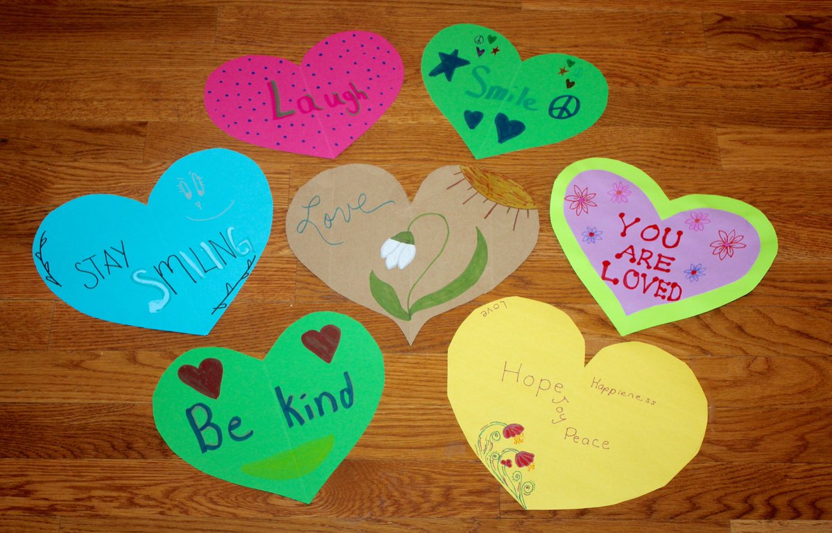 CatchingJoy's tweet photo. Mile 8! @Catching Joy made 100+ hearts for for seniors at New Horizons in Woburn <3 @SomeGoodNews @PointsofLight @generationOn @PeaceFirst @BTWFoundation #GYSD20 #DoGoodFromHome #RunningTogether #channelkindess #empathy #creativity #love #hope #peace #kids #changingtheworld https://t.co/O2nREX7CBu