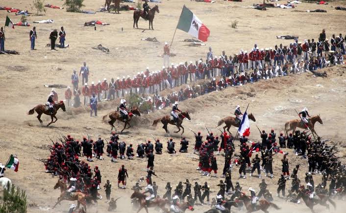 PRI_EDOMEX's tweet photo. La fecha del #5DeMayo es recordada en nuestro país por los acontecimientos históricos conocidos como: La #BatallaDePuebla. Fecha en la que se conmemora la victoria del ejército mexicano frente a las fuerzas invasoras de Francia en 1862. https://t.co/zvi9RiAVCw