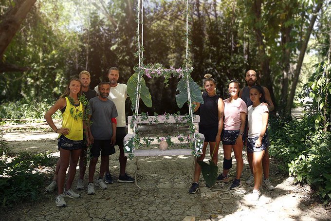 yüzünüzden gülümseme hiç eksilmesin canlarım
SiziSeviyoruz ÜnlülerTakımı