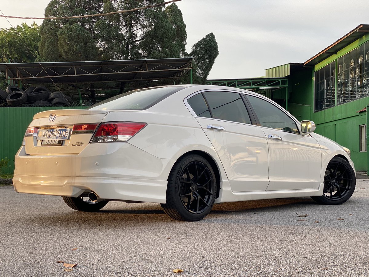 Kingofrimsmalaysia On Twitter Honda Accord With New 18 Inch Lenso Jager Dyna Rim 225 45 18 Michelin Pilot Sport 4 H R Lowered Spring For Inqury Pls Message Me Sms Wechat 012 9820693 Or