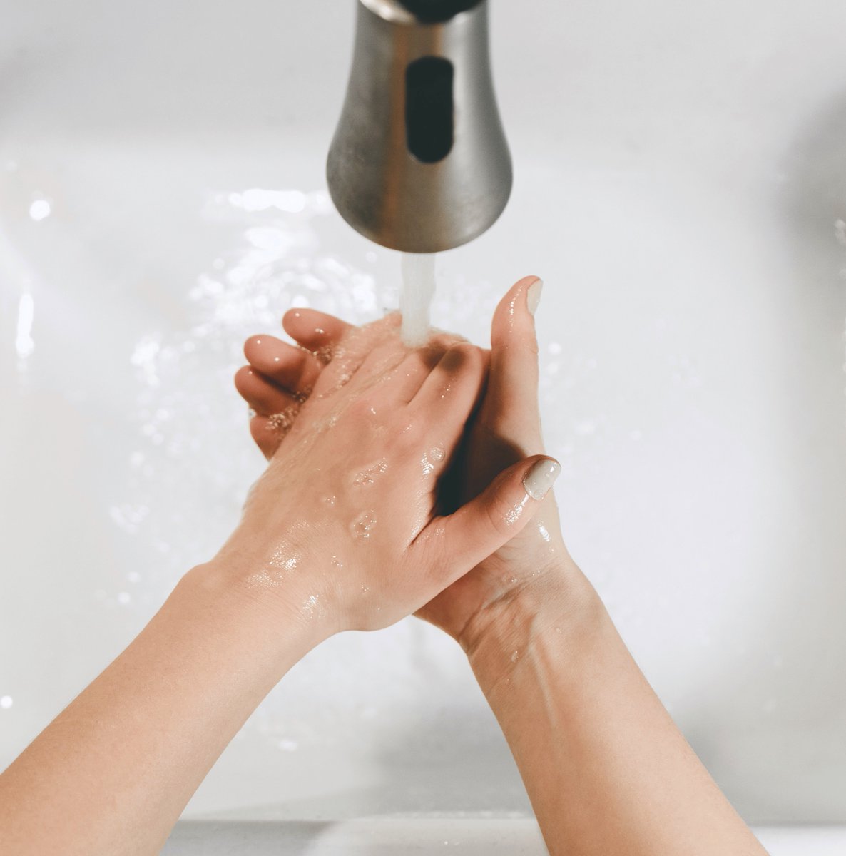 simpleshield's tweet image. Happy Cinco De Mayo! Did you know it’s also World Hand Hygiene Day?

Before you celebrate with chips and gauc, be sure to wash those hands (and bonus points for singing the ABC’s) 🤗