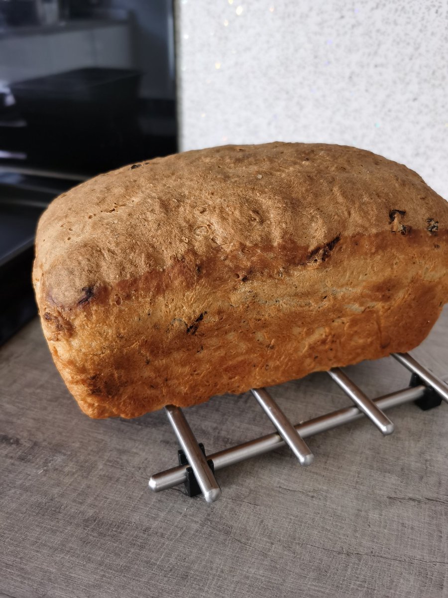 wlinton43's tweet photo. Wee bit of baking today.. Sun-dried tomato bread https://t.co/Kog2Z6zjYR