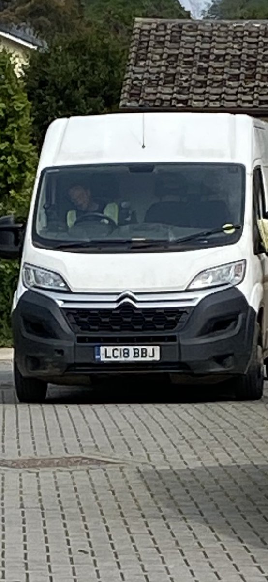 BecciMonk's tweet photo. @DHLNL I am absolutely disgusted about your driver today!  The parcel was not for myself but neighbours.  I would appreciate a call back about the verbal abuse he threw my way and it should all be recorded on his dash cam https://t.co/h7arGuwTLX