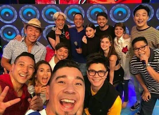 lagurajohnfred's tweet photo. I can't even imagine a day without SHOWTIME or any ABS-CBN TV show, i will surely miss this show😭💔#NoToABSCBNShutDown https://t.co/zvLymrlXN8