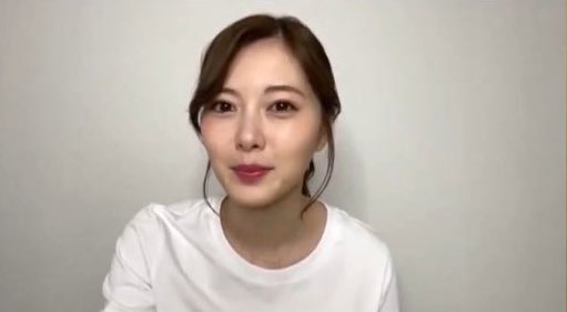 ひま 白いトレーナーに髪をひとつに結ぶ至ってシンプルな装いでこんなに可愛い人見た事ない 白石麻衣さんは神 ひま 白いトレーナーに髪をひとつに結ぶ至ってシンプルな装いでこんなに可愛い人見た事ない 白石麻衣さんは神
