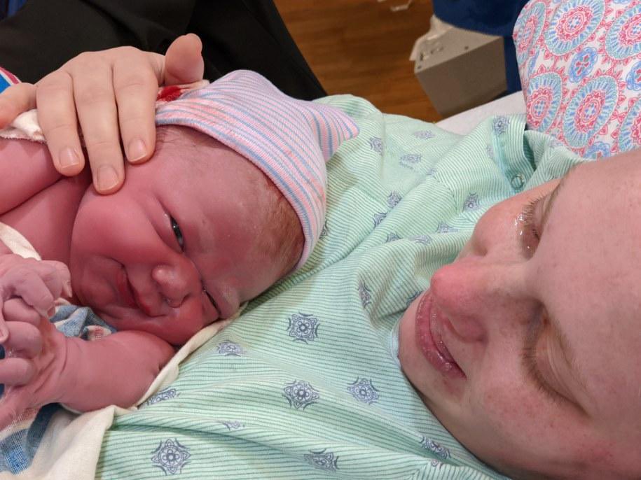 CunningHannnn's tweet photo. Amelia Brooks•7lbs 15.8 oz•22in•236Pm https://t.co/kxevX5oXNr