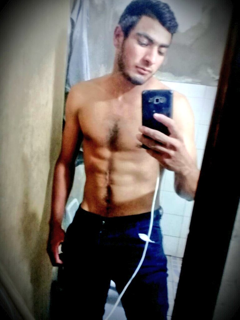 Camionerosexy's tweet photo. Bien macho y pijudo https://t.co/HDehRmkax4