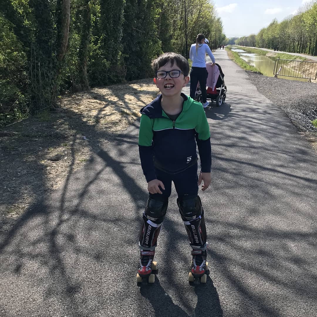 MsKane1stclass's tweet photo. It is so lovely to see the boys and girls having lots of fun and enjoying activities indoors and enjoying the outdoors! 😊 https://t.co/bxfX2kD9sc