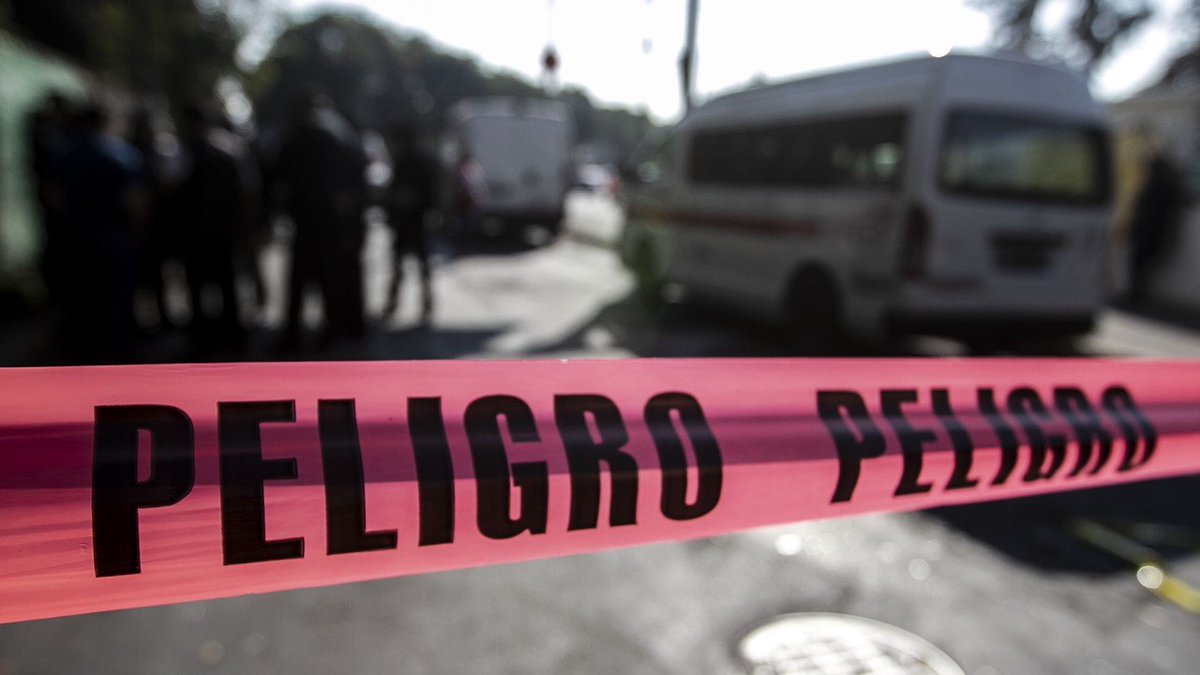 PoliticaGuru's tweet photo. #Gurúnacional.- Aumenta violencia y su impacto económico en México durante 2019.

https://t.co/YmAxaLGEE7
#políticagurú #noticias #nacional #twitteryfacebook #5demayo #nosoybot #quedateencasa https://t.co/QUfcZhOIP9