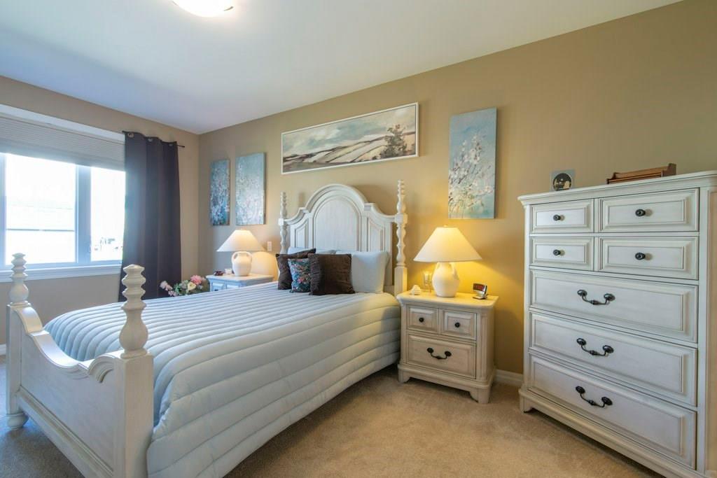 Solid_R_Realty's tweet photo. Don't miss this amazing chance to own your own little piece of heaven! This bungalow is well maintained almost brand new home is perfect for those looking to downsize or looking to move up in style and class #SRwelcomehome 

🛏️ 2 Bed 
🛁 2 Bath 
📍851 JACK DALGITY ST, Almonte https://t.co/5LNyylu0Em