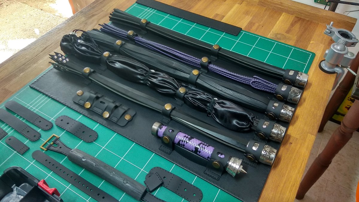 BDSMattributes's tweet photo. The new 5-headed set is coming along nicely
#bdsmattributes #bdsmtools #bdsmgear #bdsmflogger #bdsmwhip #interchangeablefloggers #changeablefloggerset https://t.co/JJFR98EHi8 https://t.co/ueSIjgKQkp