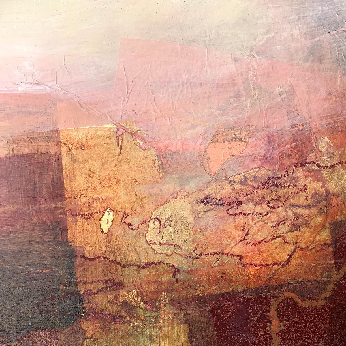 ‘Hope II’ finished today and offered through #artistsupportpledge £175 23cm x 23cm framed and free uk postage DM me if you are interested or buy via my website claremariawood.co.uk/framed-paintin…