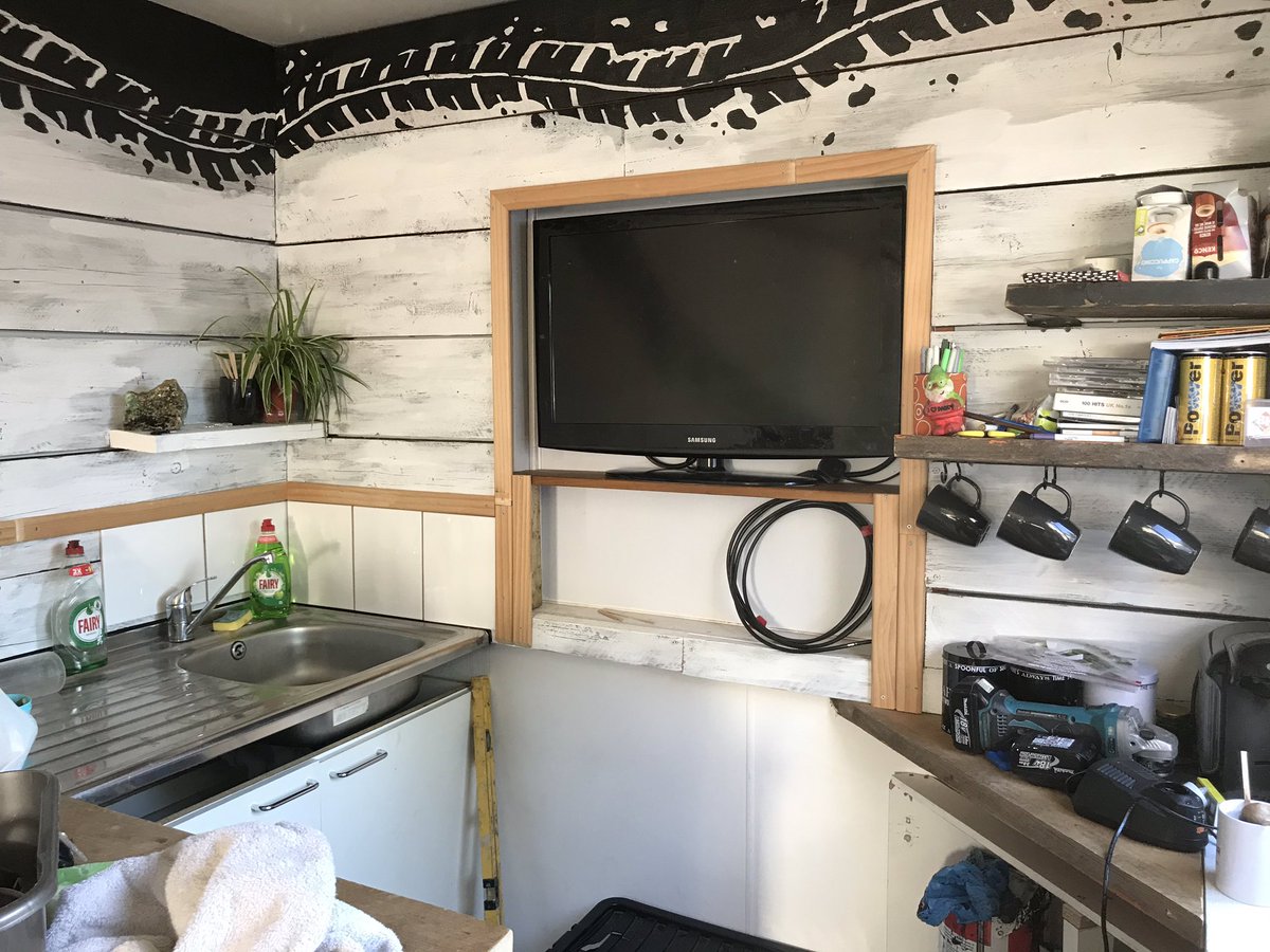 We’ve been working on our new coffee bar.... still more to do. 

What products do you reckon we should serve here 🤔💭 

Ideas welcome......

#coffeebar #decor #building #snacks