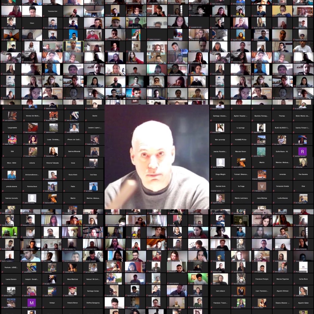 JProArg's tweet photo. Casi 500 jóvenes de todo el país charlamos hoy con @horaciorlarreta y @edumacchiavelli sobre los desafíos de esta “nueva” realidad y sobre cómo salir adelante cuando todo pase. Gracias Horacio y Edu! 🙌 https://t.co/sLWKoXJloF
