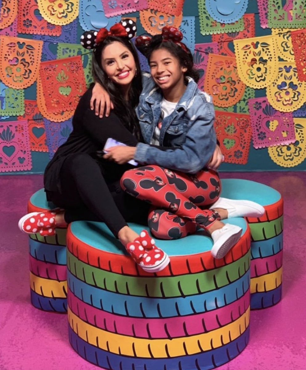 mefeater's tweet photo. Happy 38th Birthday to Vanessa Bryant Her strength and grace is truly an inspiration 💕 https://t.co/gkHZ4dojez