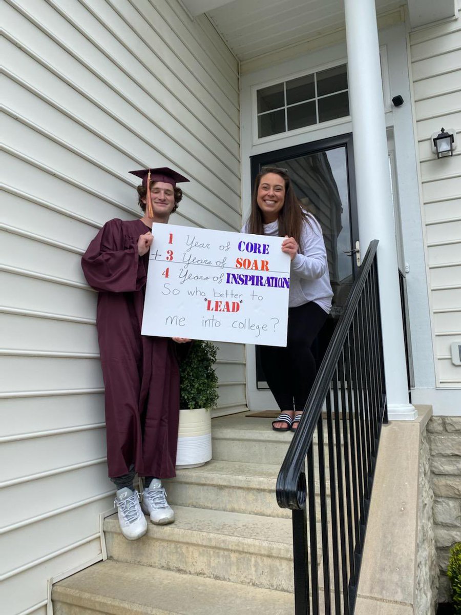 langenderfer1's tweet photo. Honored to hand you your virtual diploma, Dom! 🎓 Incredibly proud of you and excited for what the future holds! 🦅 @Dom_Zapp00 #SeniorStaffSelect https://t.co/LSdIAtApfM