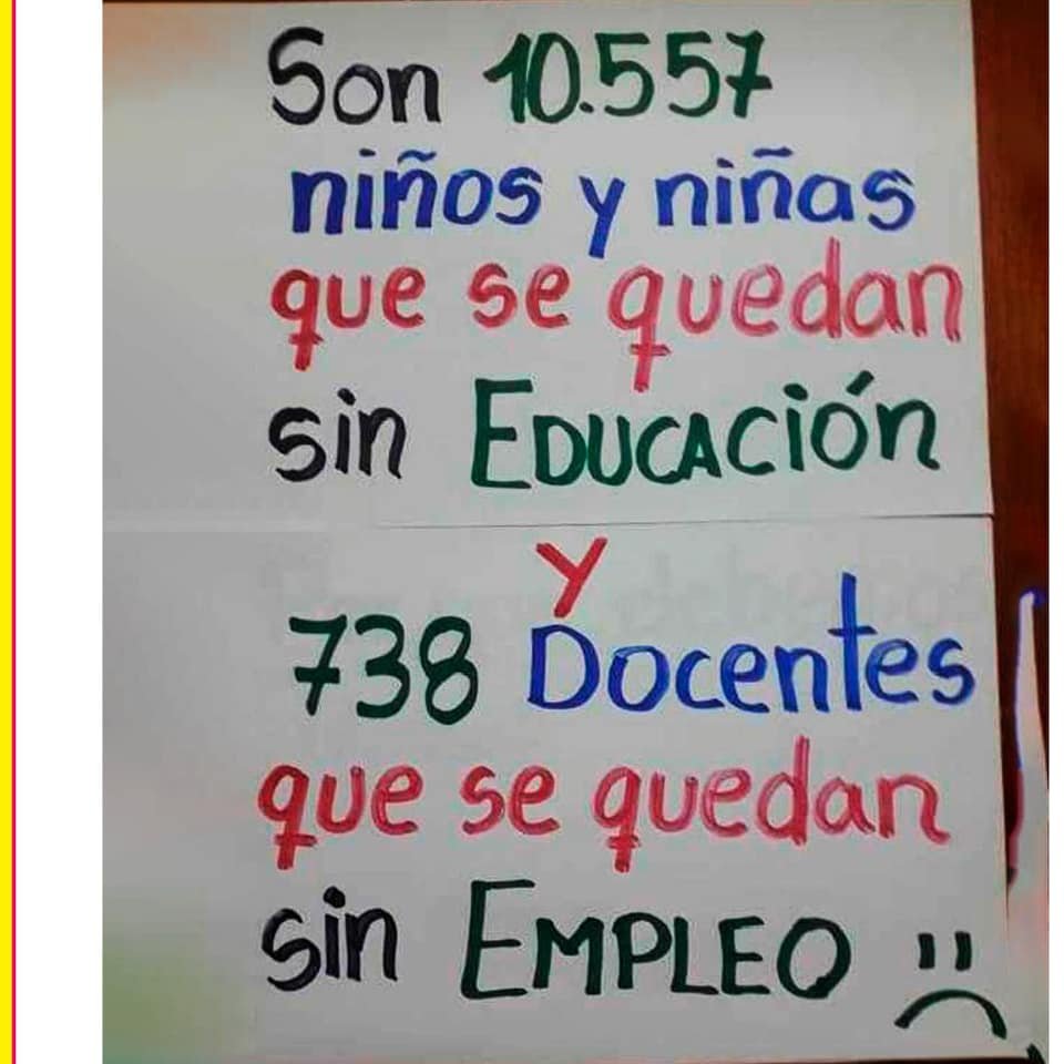 Gaby_RLAR's tweet photo. @Lenin #NoAlRecorteUniversitario https://t.co/iLaUd17C2z