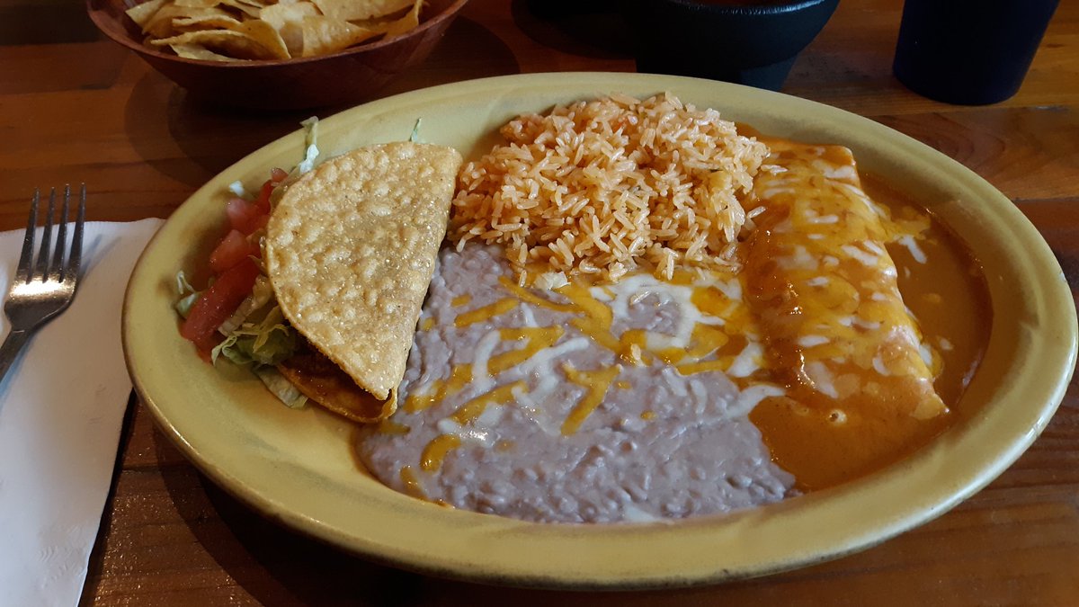 accent360's tweet photo. #comboplate #losIVhermanos #oceanshoreswa #NorthBeach #GraysHarbor #WACoast #CincoAtHome #CincodeMayo2020 https://t.co/02a9yIn5Rs