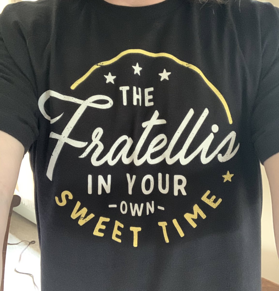 Band shirt day 13/quarantine day 58: today’s shirt is from  @TheFratellis. Chelsea Dagger is all-time bop https://open.spotify.com/track/3ItzRpwvKtkDSNdRSjXu7Z?si=hdsGiSawRMqq2YX132mTUQ