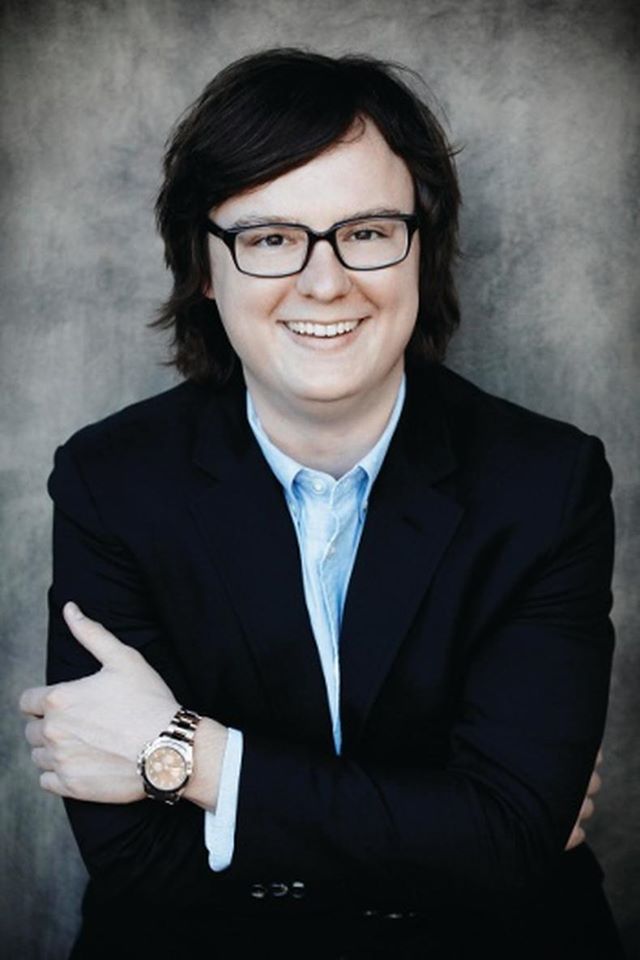 Happy Birthday

Clark Duke

Born: May 5, 1985 (age 35 years), Glenwood, Arkansas, United States 