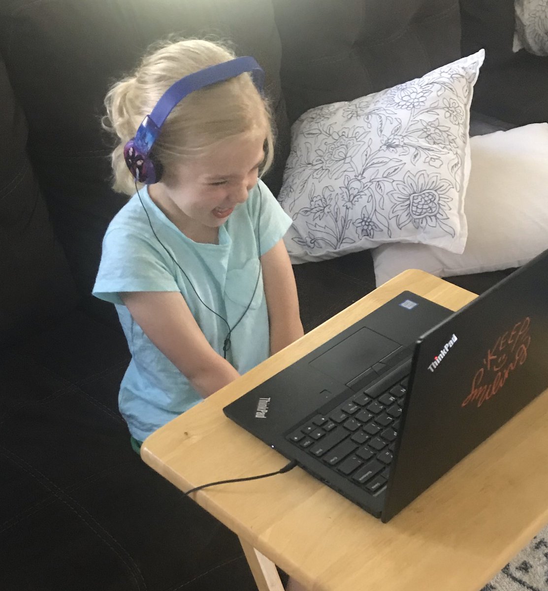 The excited face you make when you’re about to start a Google Meet and see your teacher and friends for the first time since March ❤️ <a href="/MarieCohenK/">Marie Cohen</a>