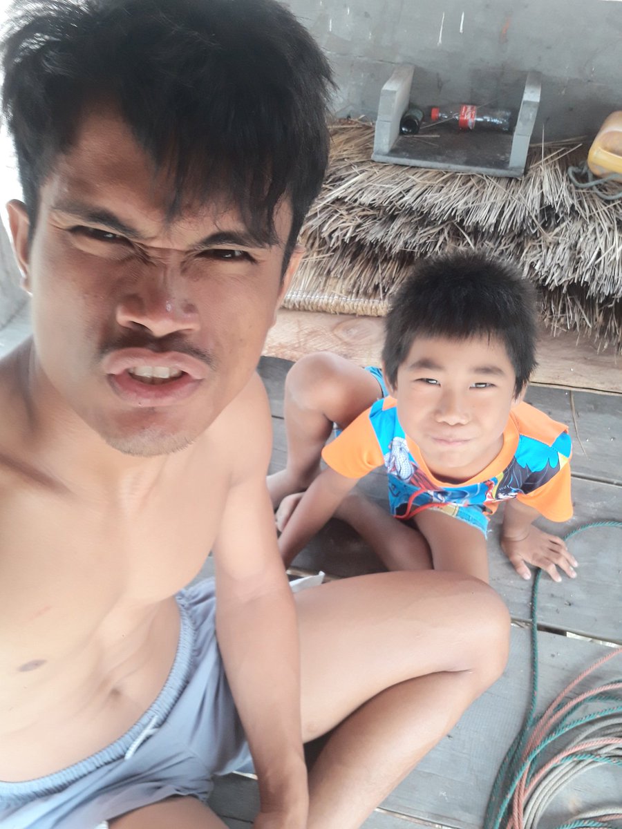 Wich113's tweet photo. คือกันบ่พ่อกับลูก
#เด็กเลี้ยงวัว #เด็กบ้านๆ https://t.co/HK2C5r8B72