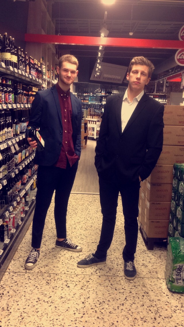 TeamRygrad's tweet photo. Fun fact about Team Rygrad. The members skateremil, LokeBrave and Best At Me have now been friends for 18 years. https://t.co/Tus3saZXef