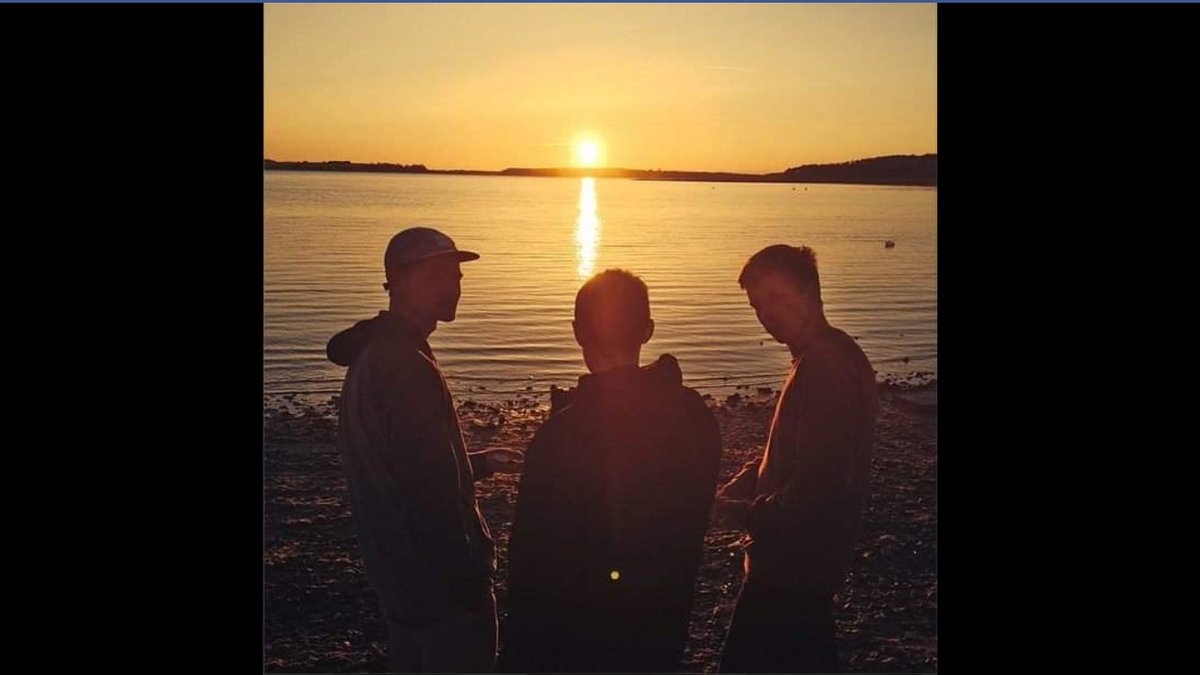TeamRygrad's tweet photo. Fun fact about Team Rygrad. The members skateremil, LokeBrave and Best At Me have now been friends for 18 years. https://t.co/Tus3saZXef