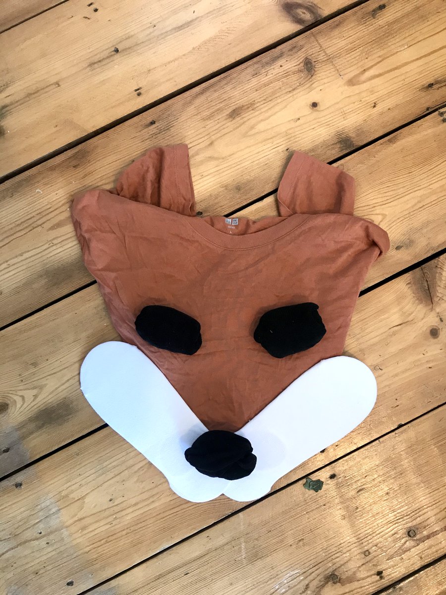 wearewildthing's tweet photo. Today's featured #WildTimeChallenge was to make animals from clothes in your wardrobe\laundry. Here are our creations! We'd love to see yours 💚 (1/4) https://t.co/svOckk9mu0