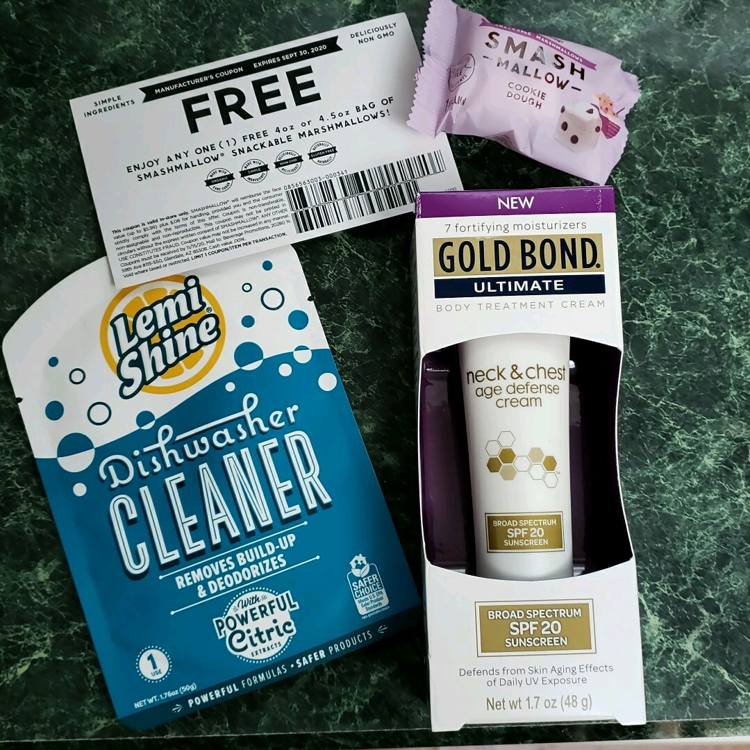 lauringleton's tweet photo. @Influenster @Snackapade @Lemishine #SpringForwardVoxBox #complimentary https://t.co/4Uyh78Wbpt