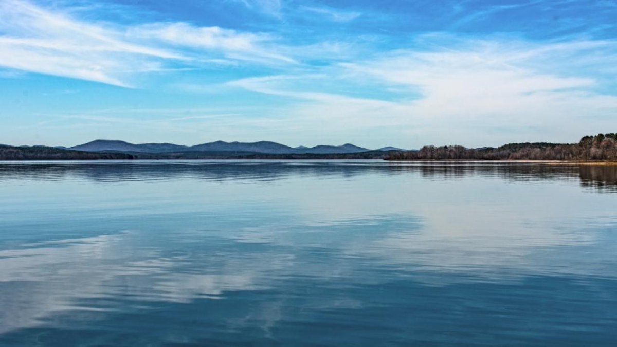 CARKW's tweet photo. This is where central Arkansas' drinking water begins. 💧 Every day, science and engineering turn #LakeMaumelle and #LakeWinona into safe, high-quality, great-tasting tap 🚰 for almost half a million people (1 in 7 Arkansans)! #valuewater #doingARpart #weareCAW #DrinkingWaterWeek https://t.co/mHbNUgBUAf